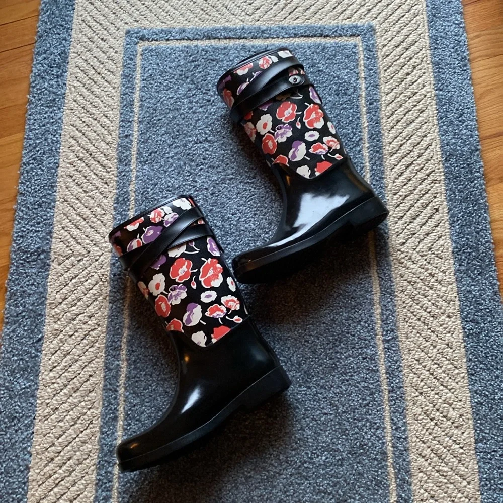 BNWT Coach Black Rain Boots with Red, Purple & White Floral Print - Picture 5 of 16